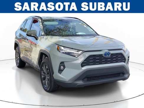 Used 2022 Toyota RAV4 XLE Premium image 1