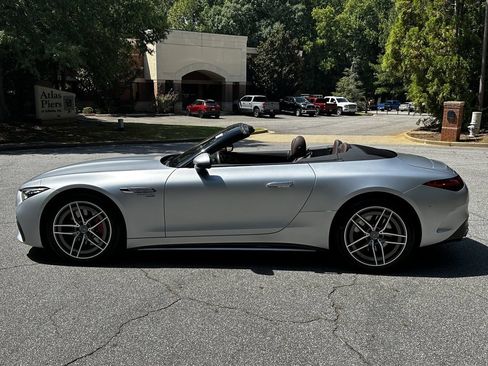 Certified 2024 Mercedes-Benz SL 55 AMG 4MATIC w/ Manufactur Interior Package image 5