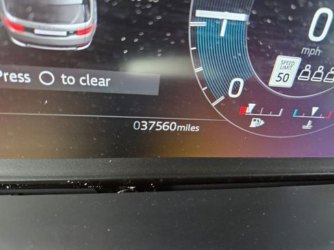 Used 2021 Land Rover Discovery Sport SE R-Dynamic AWD/4WD image 22