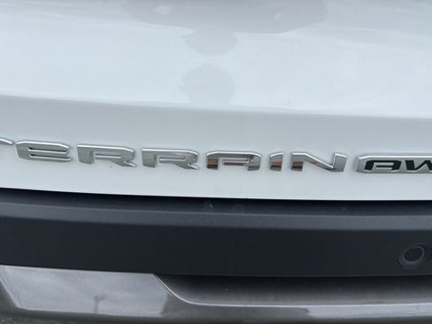 Used 2025 GMC Terrain Elevation AWD/4WD image 30