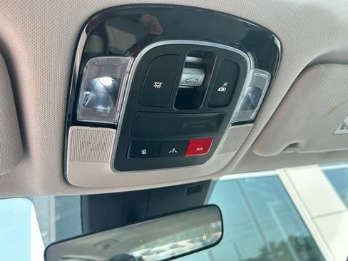 Used 2022 Hyundai Sonata Limited FWD image 9