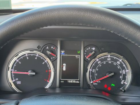 Certified 2024 Toyota 4Runner Limited image 24