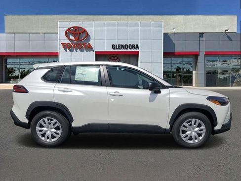 New 2026 Toyota Corolla Cross L image 2