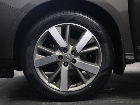 Used 2015 Nissan Pathfinder Platinum w/ Cargo Package image 8