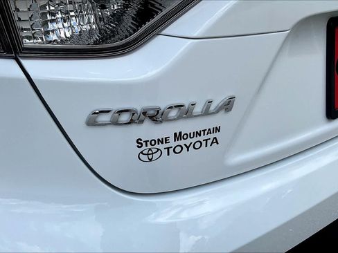 Used 2026 Toyota Corolla LE FWD image 10
