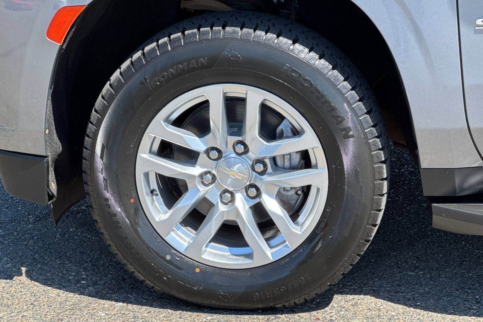 Used 2022 Chevrolet Suburban LT AWD/4WD image 45