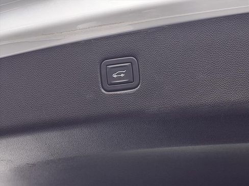 Used 2024 Chevrolet Blazer LT w/ Convenience Package image 20