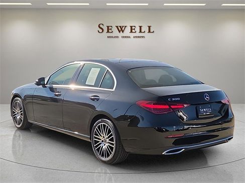 Used 2024 Mercedes-Benz C 300 Sedan image 3
