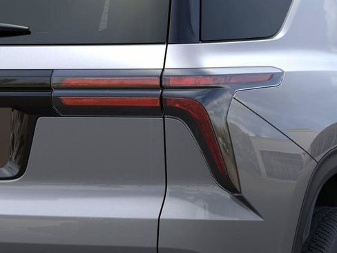 New 2027 Chevrolet Traverse LT w/ Driver Confidence Package FWD image 35