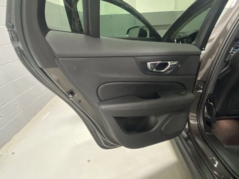 Certified 2024 Volvo V60 B5 Cross Country Plus image 8