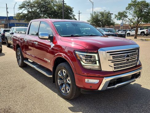 Used 2023 Nissan Titan Platinum Reserve w/ Moonroof Package AWD/4WD image 7