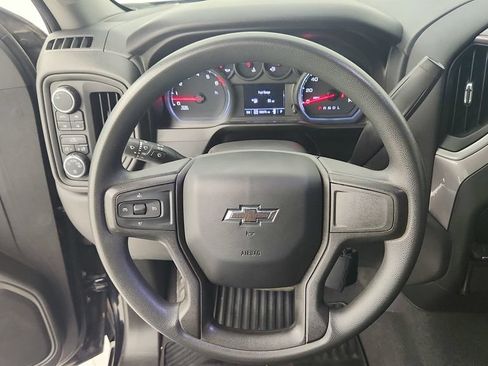 Used 2021 Chevrolet Silverado 1500 Custom Trail Boss AWD/4WD image 17