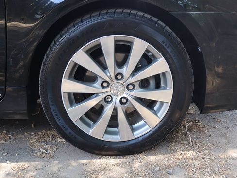 Used 2011 Toyota Avalon Limited FWD image 43