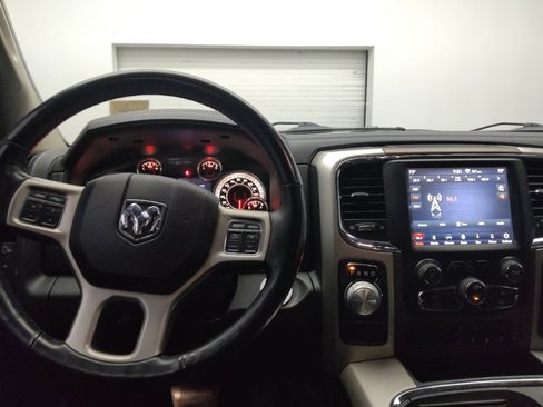 Used 2018 RAM 1500 Laramie w/ Convenience Group image 22