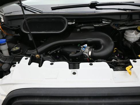 Used 2016 Ford Transit 350 XL image 31