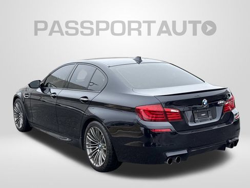 Used 2013 BMW M5 RWD image 2