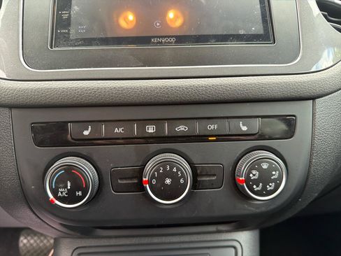Used 2017 Volkswagen Tiguan S AWD/4WD image 26