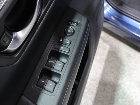 Used 2024 Honda CR-V LX image 12