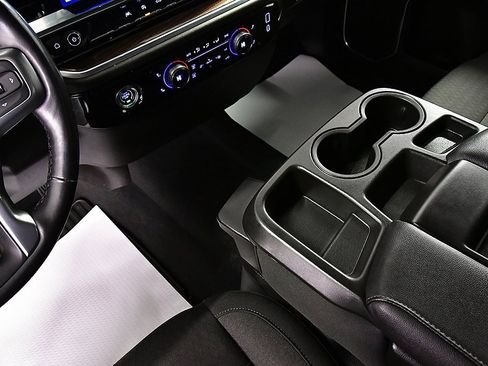 Used 2022 Chevrolet Silverado 1500 LT image 24