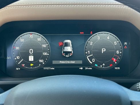 New 2026 Land Rover Defender 110 X-Dynamic SE image 24