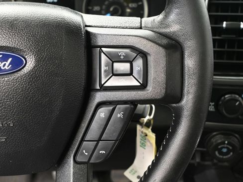 Used 2020 Ford F150 XLT w/ Equipment Group 302A Luxury AWD/4WD image 32