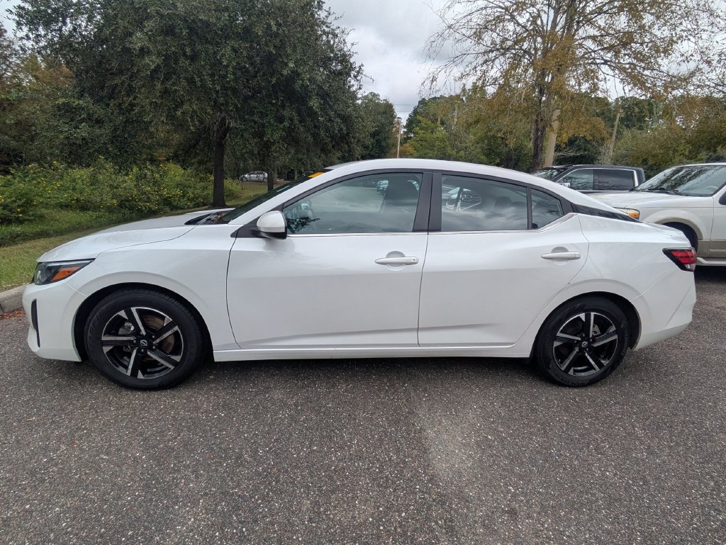 Used 2025 Nissan Sentra SV FWD image 7