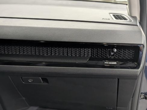 Used 2023 Honda CR-V EX-L image 29