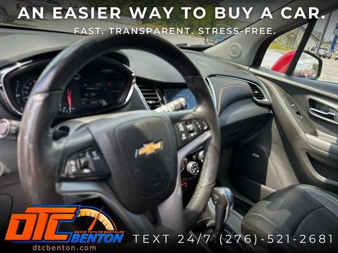 Used 2018 Chevrolet Trax Premier AWD/4WD image 12