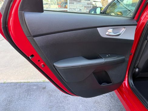 Used 2024 Kia Forte LXS image 11