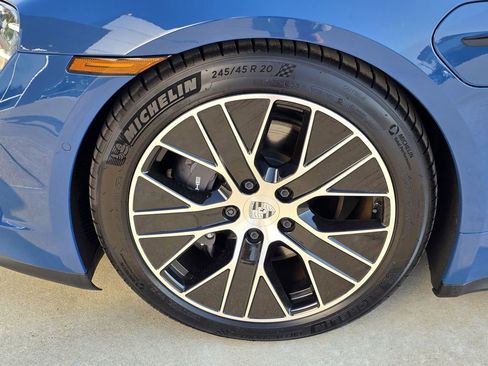 New 2025 Porsche Taycan image 13