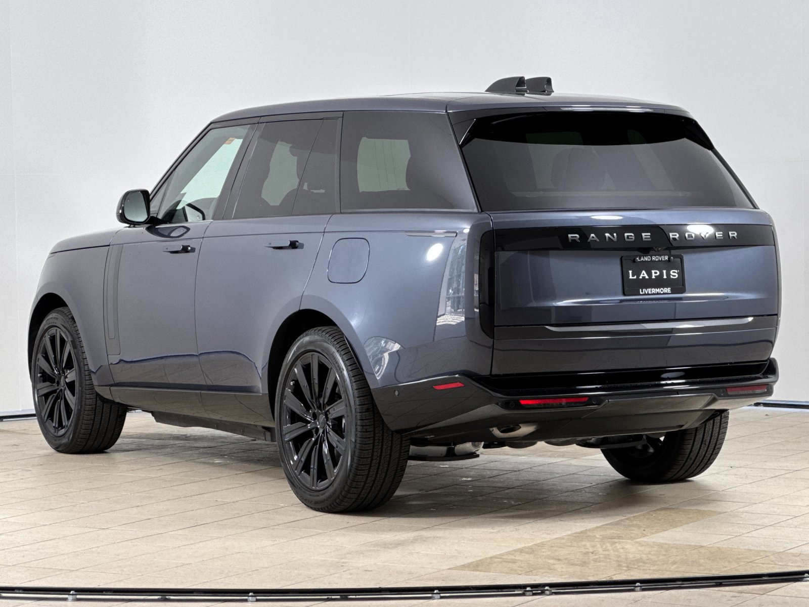 New 2026 Land Rover Range Rover SE AWD/4WD image 4