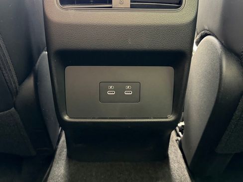 Used 2024 Nissan Rogue Platinum image 26