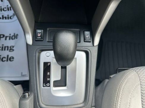 Used 2015 Subaru Forester 2.5i Premium AWD/4WD image 18