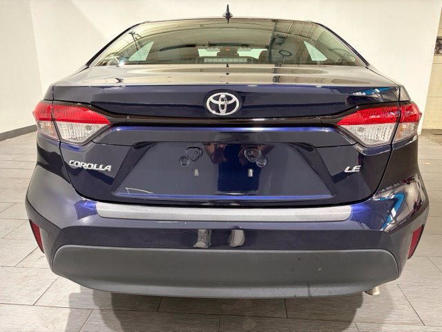 Used 2024 Toyota Corolla LE w/ LE Convenience Package FWD image 4