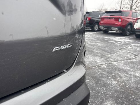 Used 2024 Ford Edge SEL w/ Convenience Package image 11