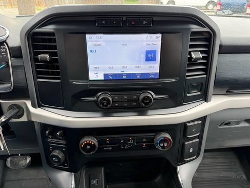 Used 2021 Ford F150 XLT AWD/4WD image 16