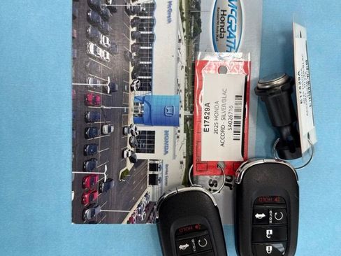 Used 2025 Honda Accord SE image 4