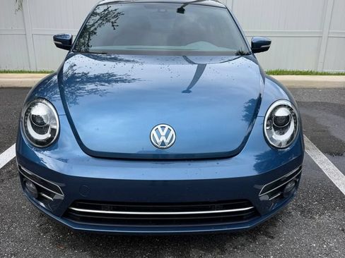 Used 2019 Volkswagen Beetle 2.0T SE FWD image 1