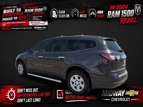 Used 2016 Chevrolet Traverse LS w/ LPO, 'HIT The Road' Package FWD image 3