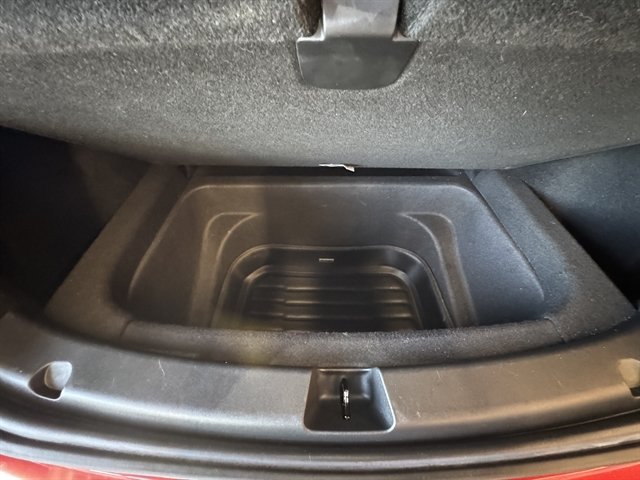 Used 2023 Tesla Model Y Long Range AWD/4WD image 16