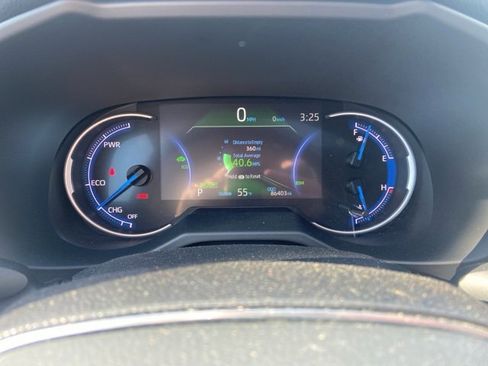 Used 2021 Toyota RAV4 Limited image 10