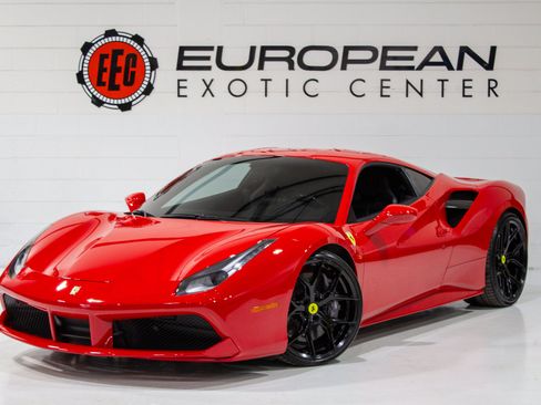 Used 2018 Ferrari 488 GTB RWD image 29