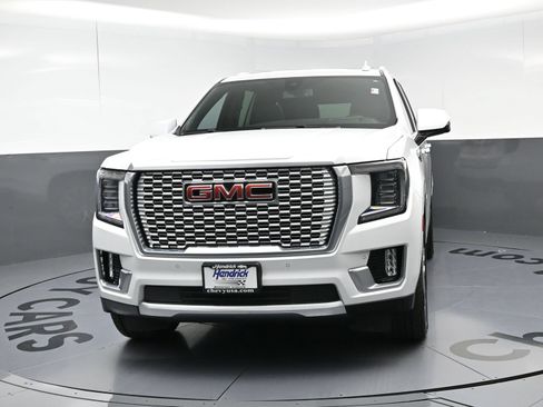 Used 2022 GMC Yukon Denali AWD/4WD image 5