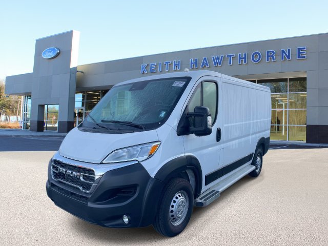 Used 2025 RAM ProMaster 2500 w/ U-Haul Equipment Group FWD image 3