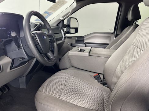 Used 2022 Ford F350 XLT w/ XLT Value Package AWD/4WD image 9
