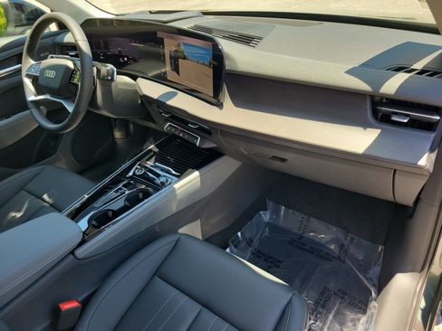 New 2026 Audi Q3 quattro 2.0T AWD/4WD image 11