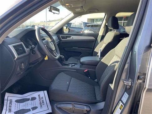 Used 2018 Volkswagen Atlas S image 16