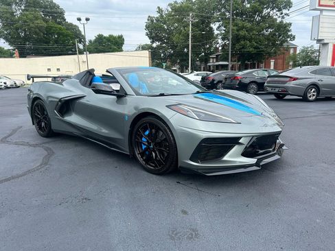 Used 2022 Chevrolet Corvette Stingray Premium Conv w/ Z51 Performance Package RWD image 3