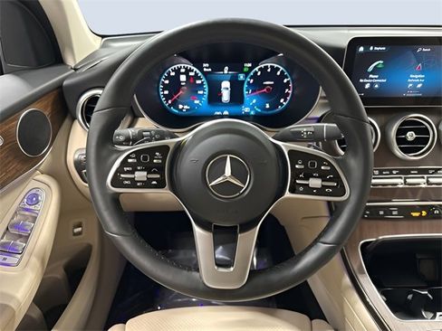 Certified 2022 Mercedes-Benz GLC 300 4MATIC image 17