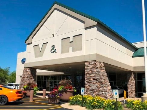 Used 2017 RAM 1500 Classic SLT image 10